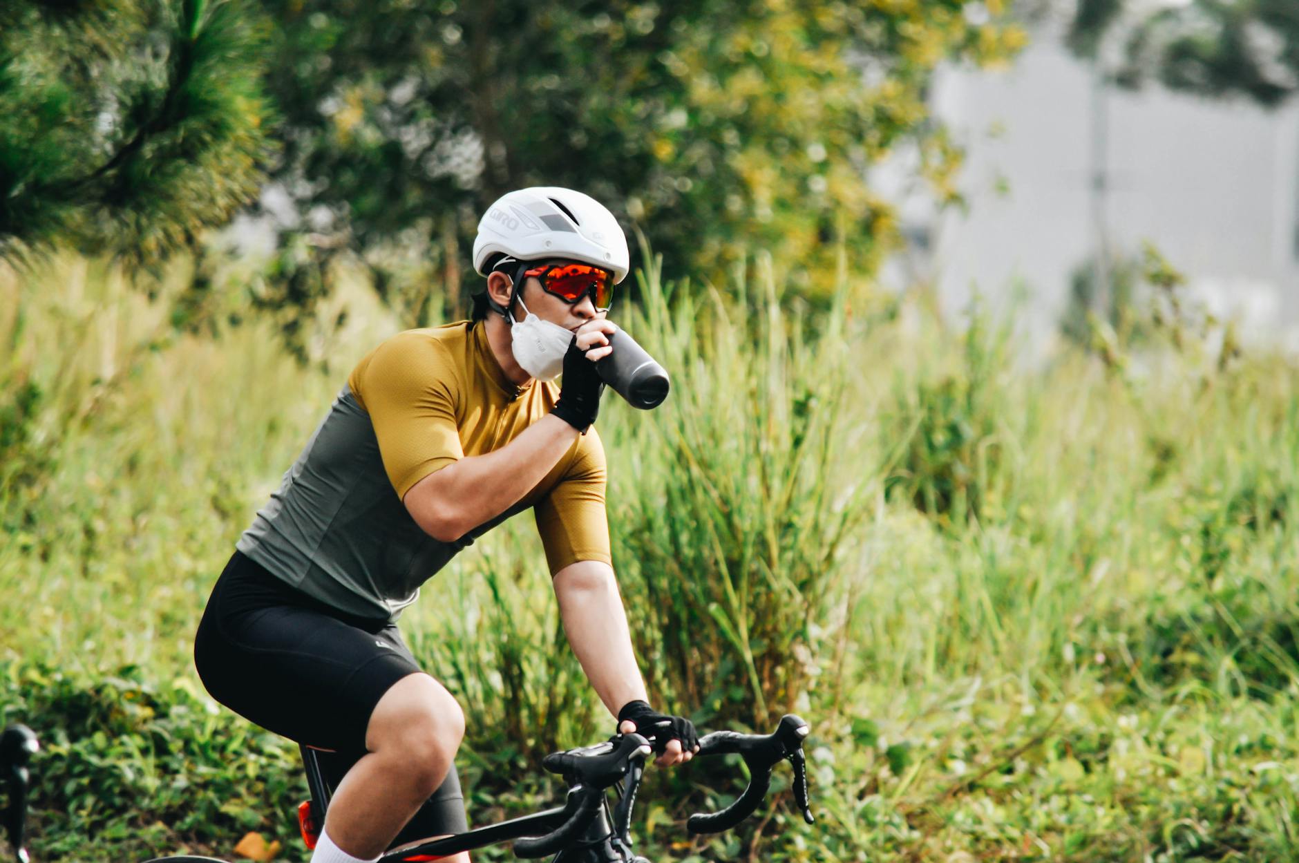 cycling water bottle hydration sports