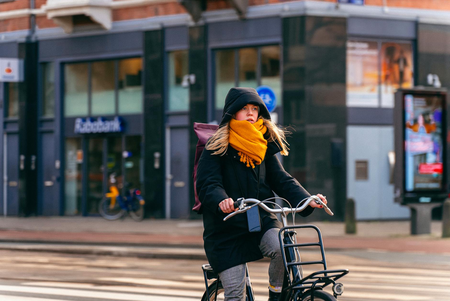 commuting by bicycle in winter