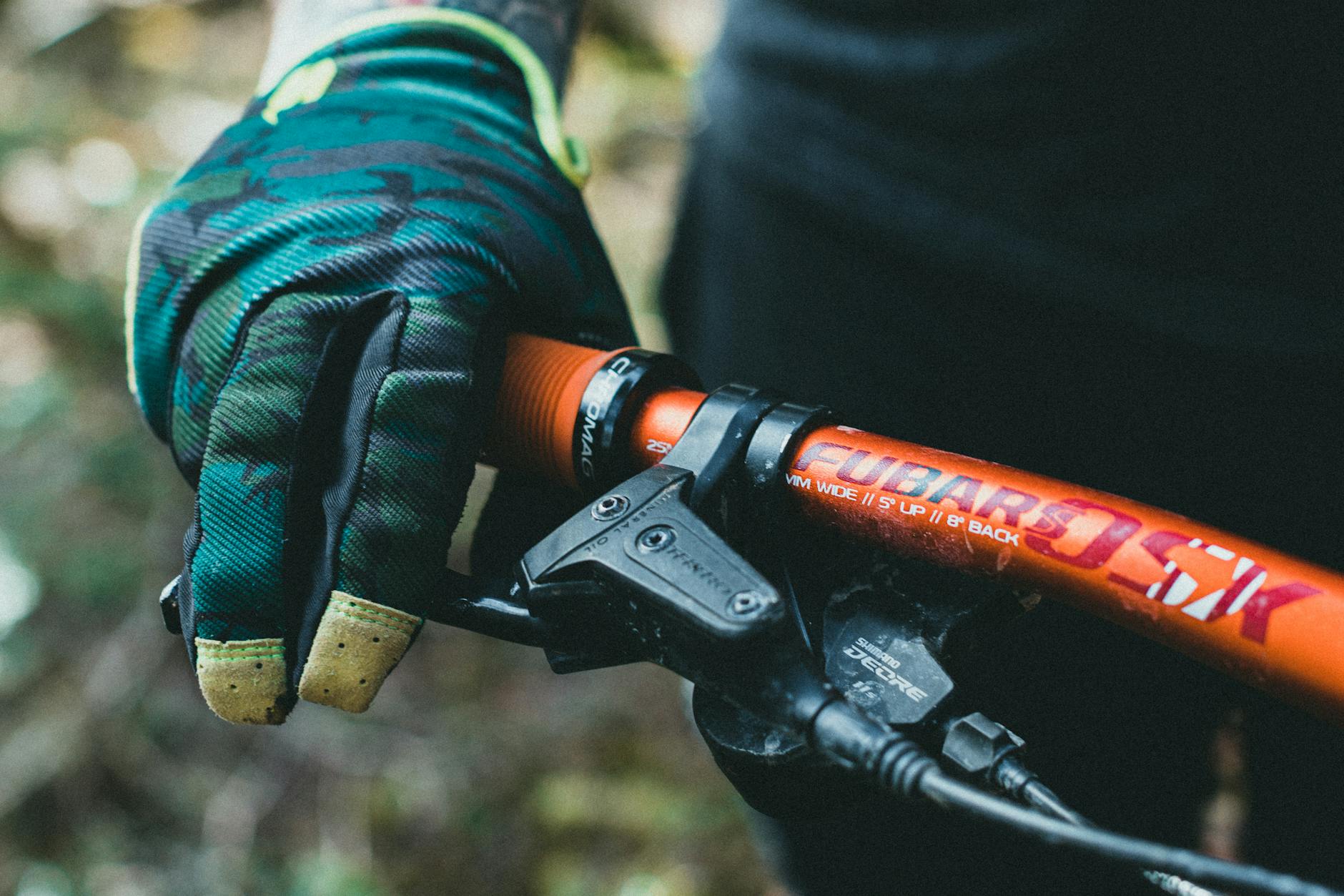 bicycle gloves