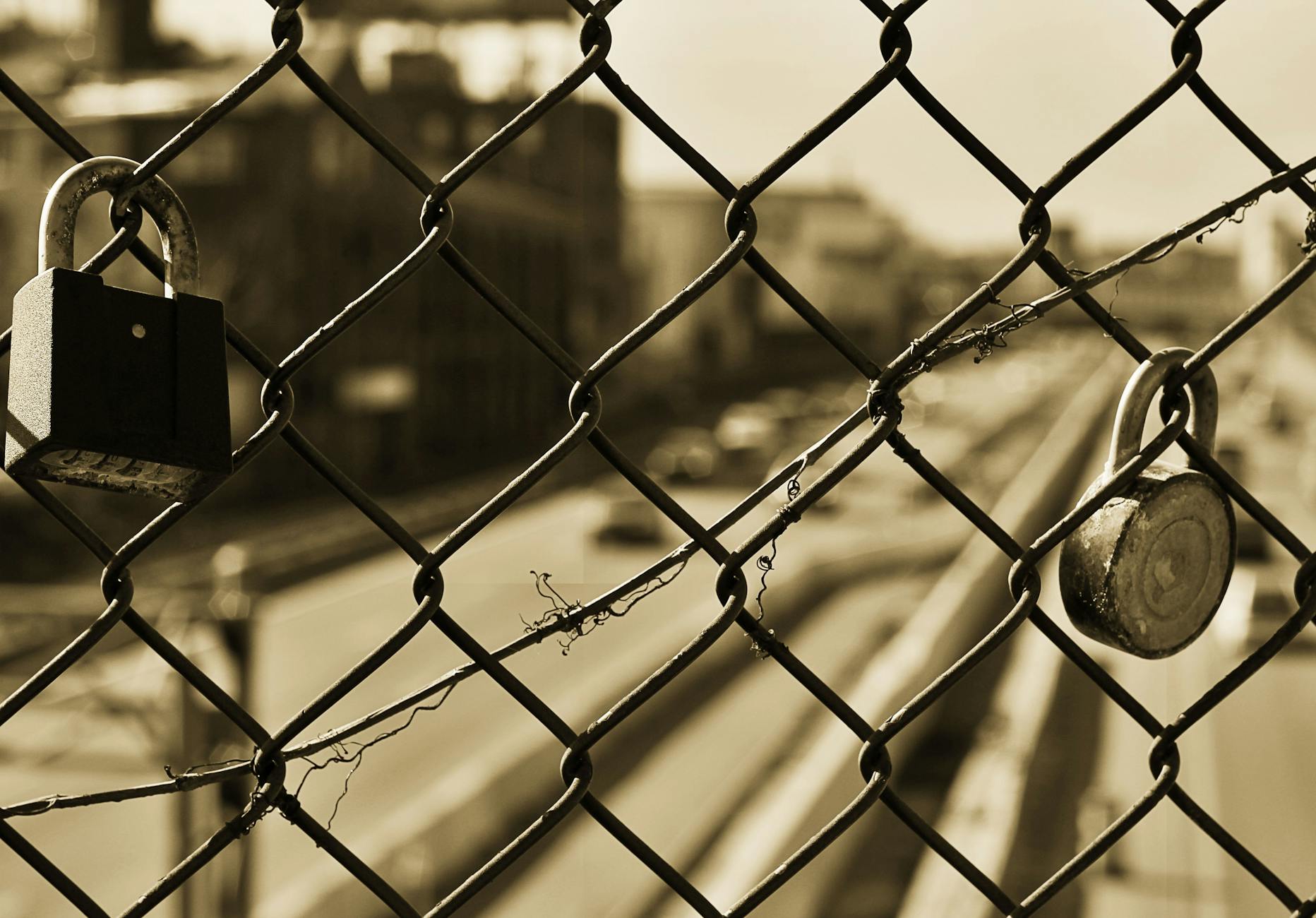 wire lock