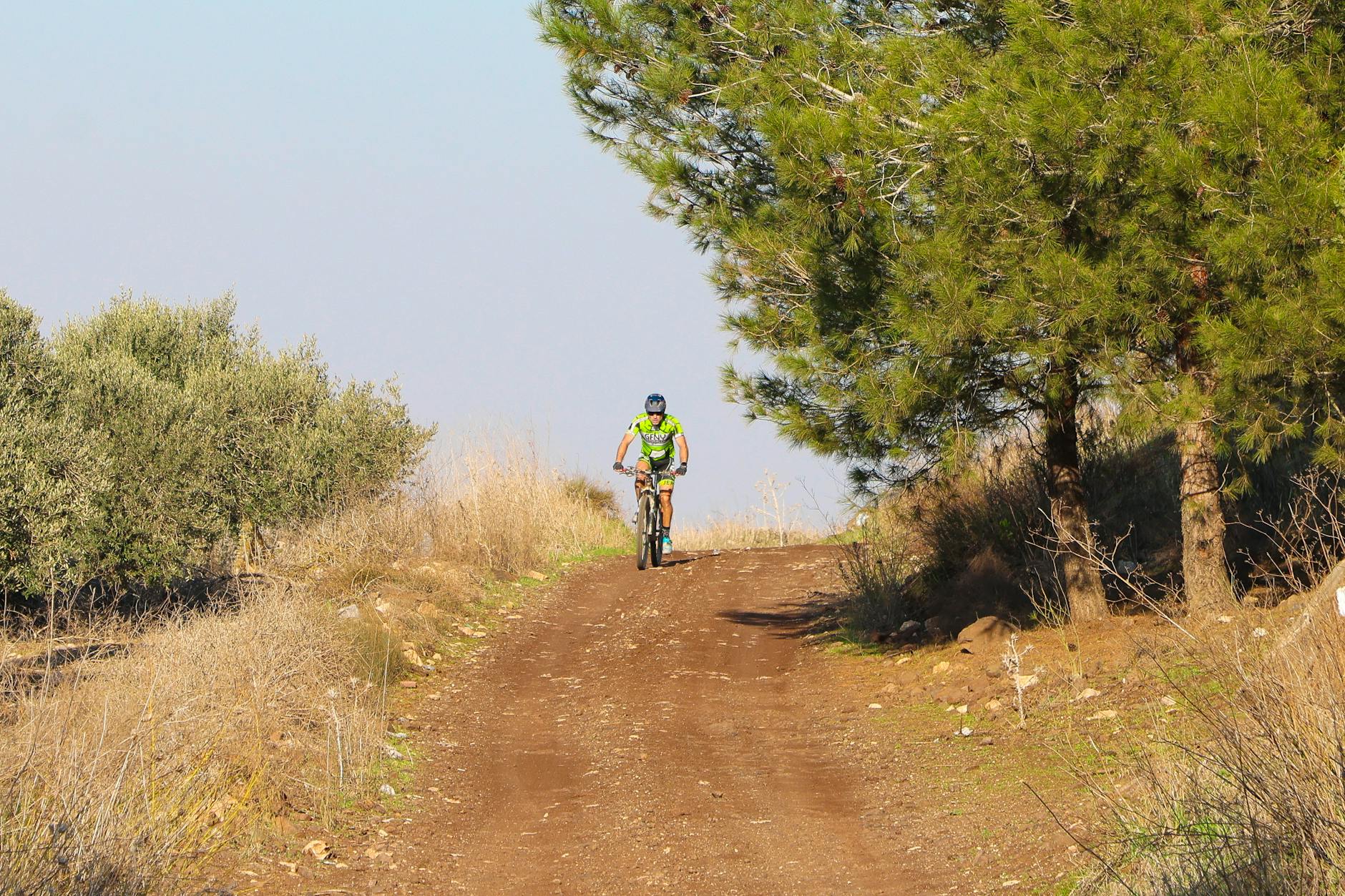 mountain bike one way 20km